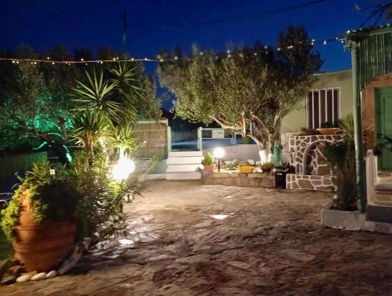 Dom wakacyjny Manos Small House Kouremenos *